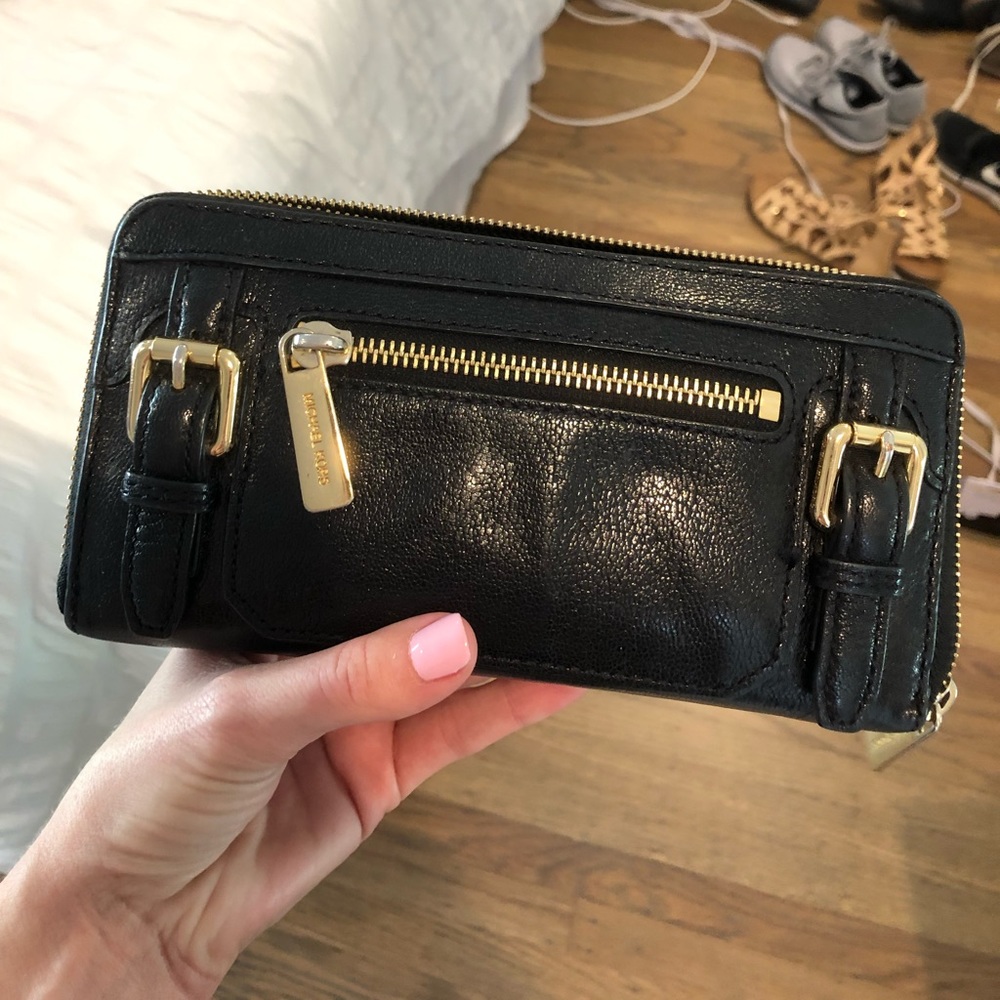 Michael Kors black leather wallet